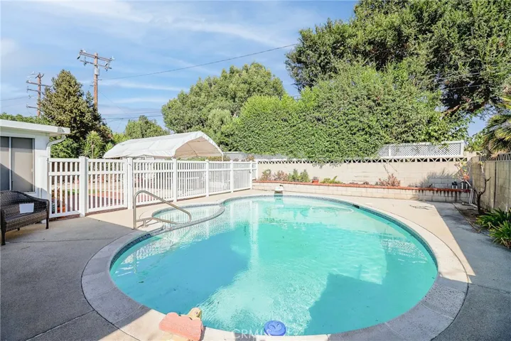1940 Chapman Road, Claremont, California 91711