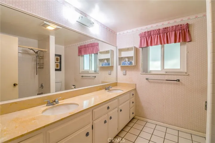 1940 Chapman Road, Claremont, California 91711