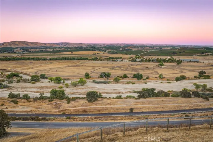 8560 Warren Road, Paso Robles, California 93446
