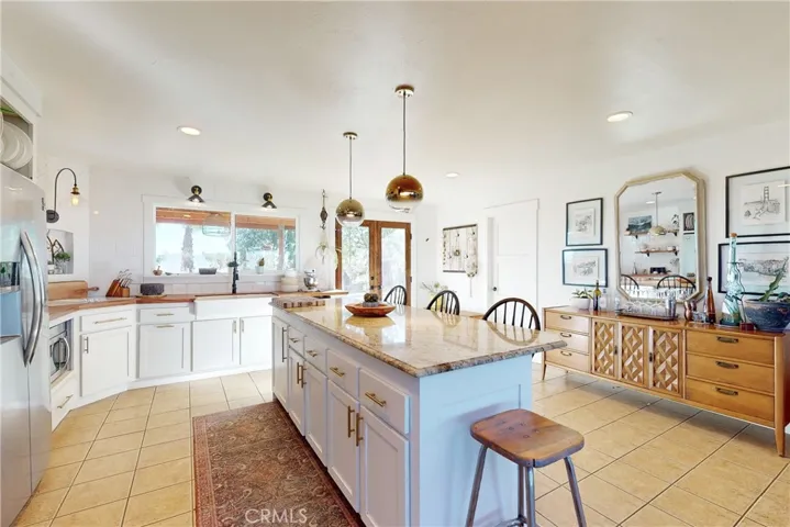 8560 Warren Road, Paso Robles, California 93446