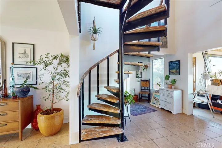 Spiral staircase to loft bedroom