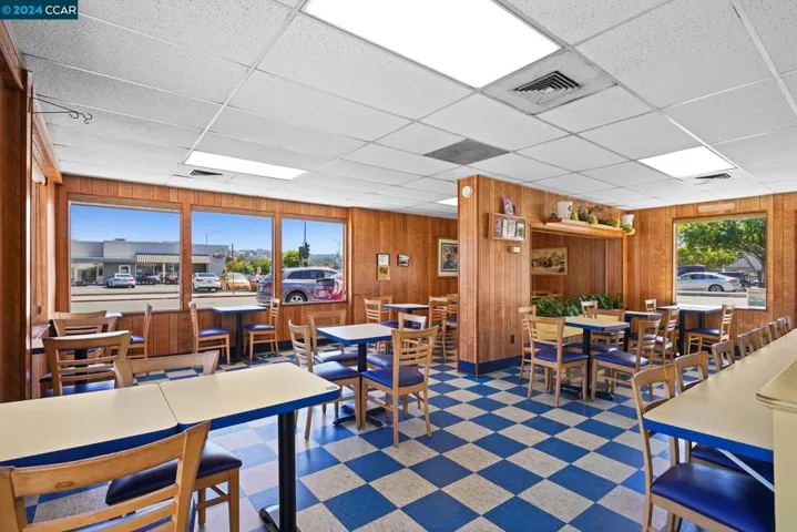 3692 Castro Valley Blvd, Castro Valley, California 94546
