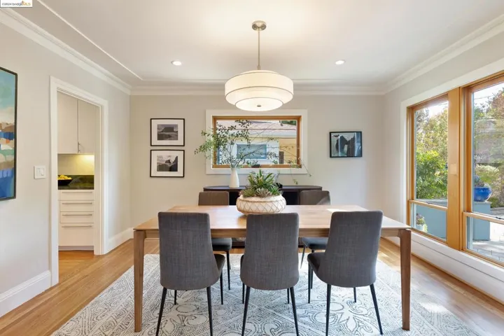 570 Crofton Ave, Piedmont, California 94610