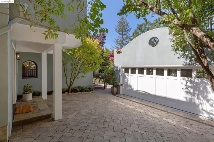570 Crofton Ave, Piedmont, California 94610