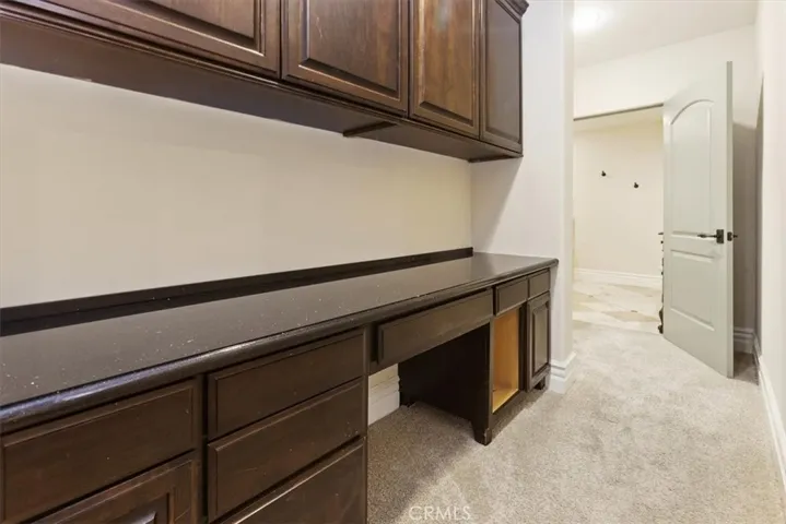 10862 Bloomfield Street 106, Toluca Lake, California 91602
