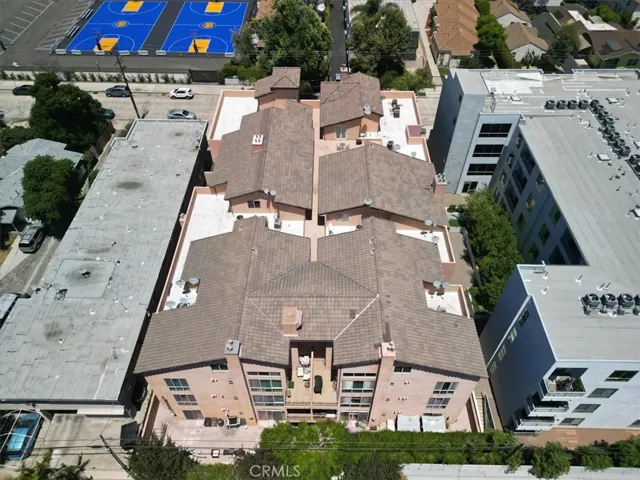10862 Bloomfield Street 106, Toluca Lake, California 91602