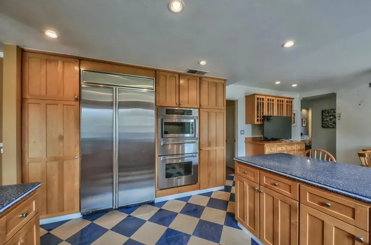 22271 Davenrich Street, Salinas, California 93908