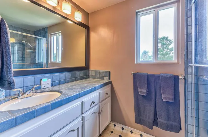 22271 Davenrich Street, Salinas, California 93908