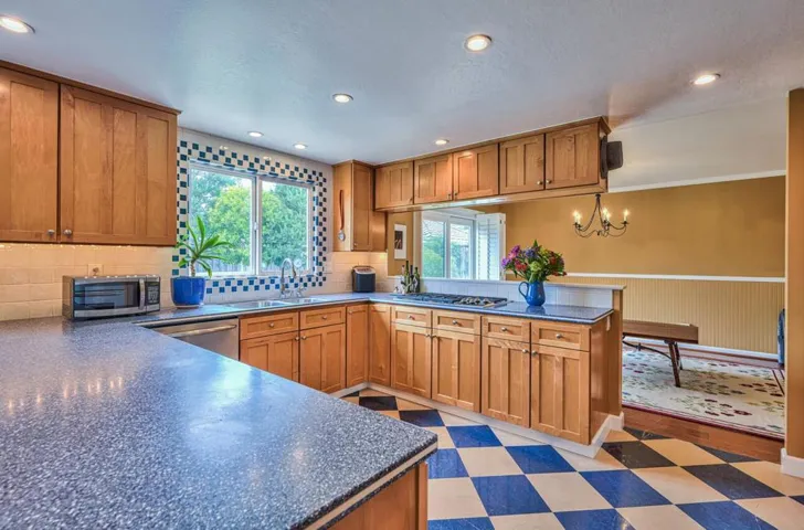 22271 Davenrich Street, Salinas, California 93908