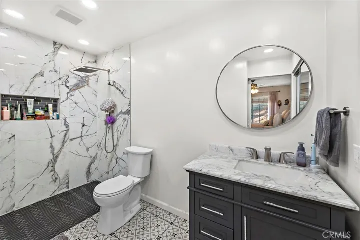 8004 E Snapdragon Lane, Anaheim Hills, California 92808