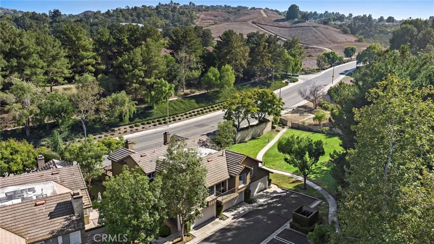 8004 E Snapdragon Lane, Anaheim Hills, California 92808