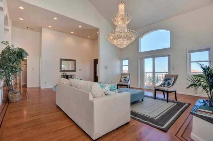 4310 Terrabella Way, Oakland, California 94619