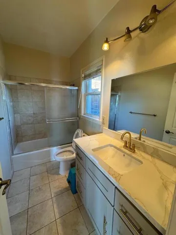 4310 Terrabella Way, Oakland, California 94619