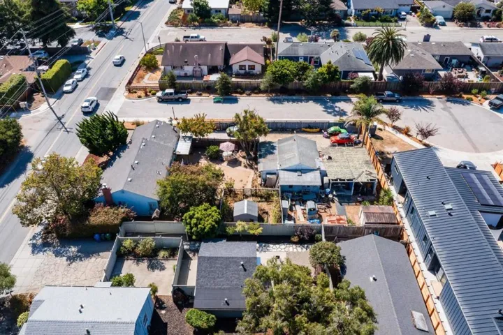 1551 30th Avenue, Santa Cruz, California 95062