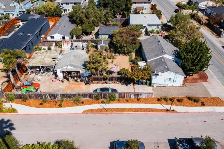 1551 30th Avenue, Santa Cruz, California 95062