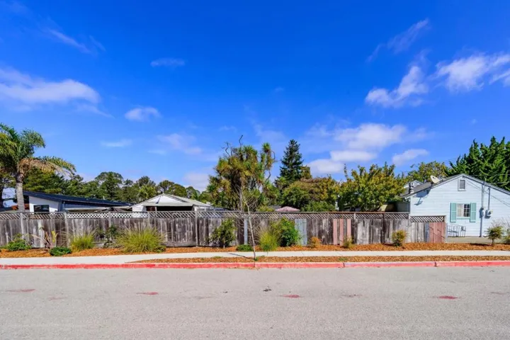 1551 30th Avenue, Santa Cruz, California 95062