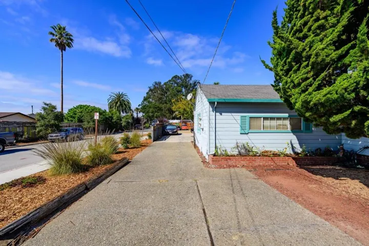 1551 30th Avenue, Santa Cruz, California 95062