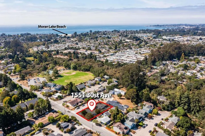 1551 30th Avenue, Santa Cruz, California 95062