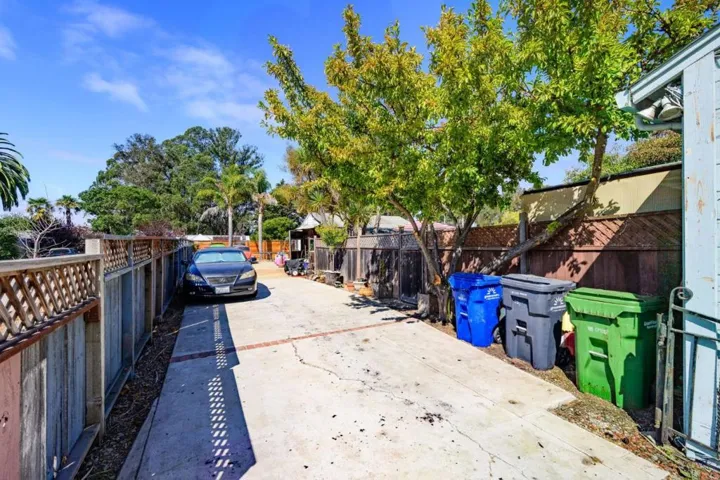 1551 30th Avenue, Santa Cruz, California 95062