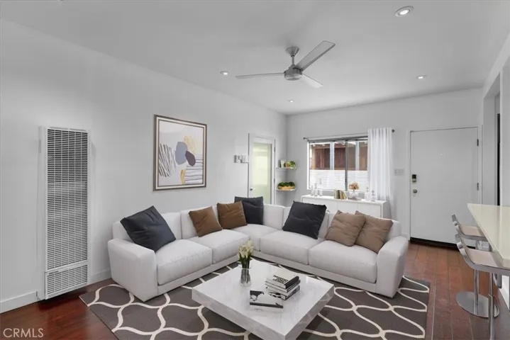 744 1/2 Flower Avenue, Venice, California 90291