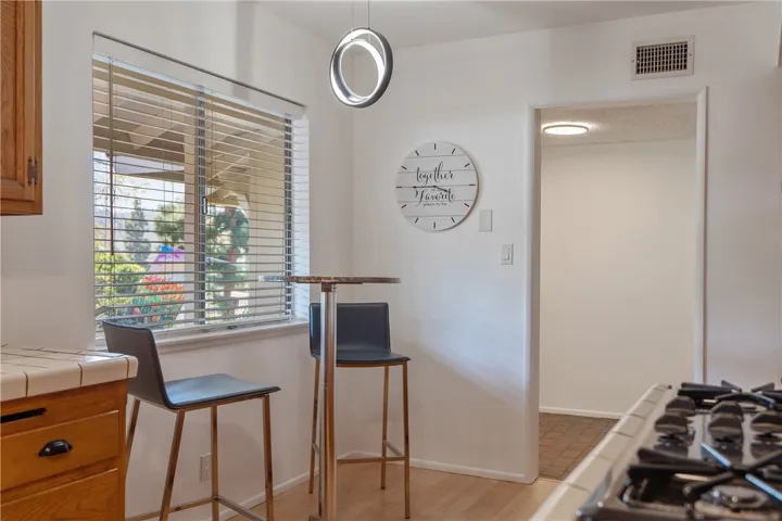 Kitchen eating area.