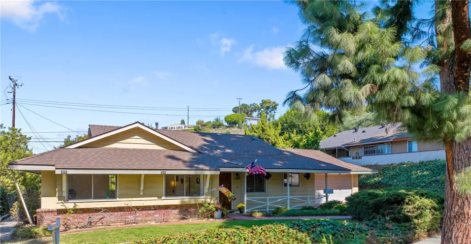 Beautifully shaded by mature pine trees.