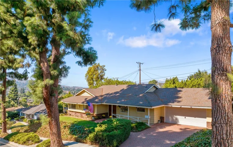 Beautifully shaded by mature pine trees.