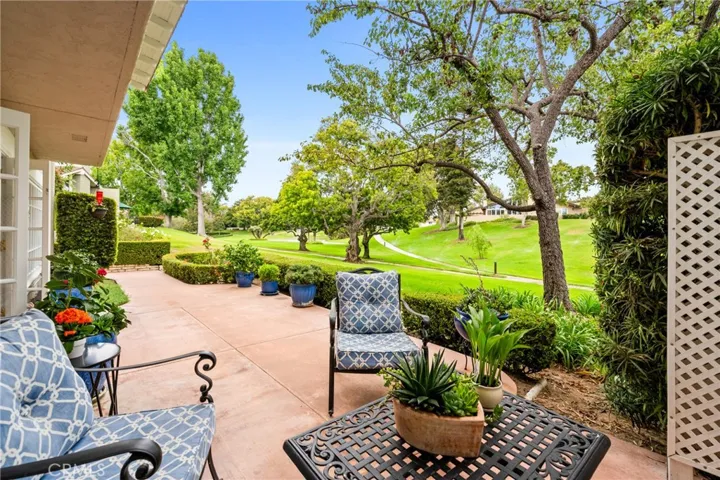 2038 Vista Cajon, Newport Beach, California 92660