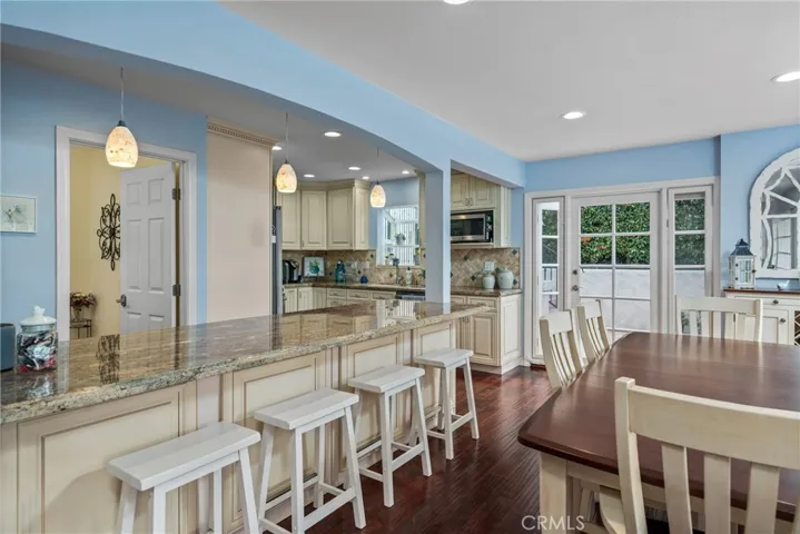 2038 Vista Cajon, Newport Beach, California 92660