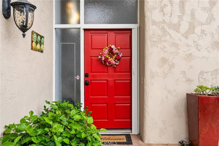 2038 Vista Cajon, Newport Beach, California 92660