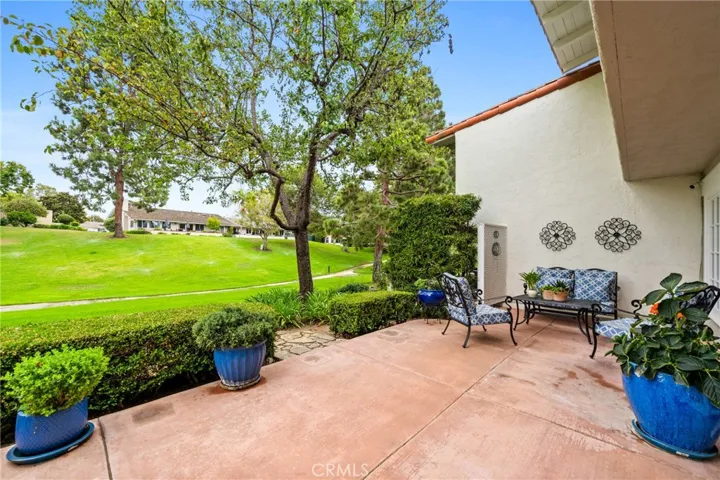 2038 Vista Cajon, Newport Beach, California 92660