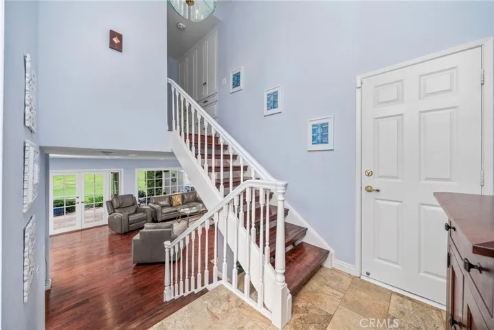 2038 Vista Cajon, Newport Beach, California 92660