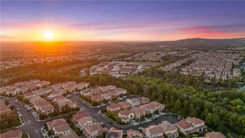 Enjoy Orchard Hills' vast amenities, views of avocado groves, rolling hills