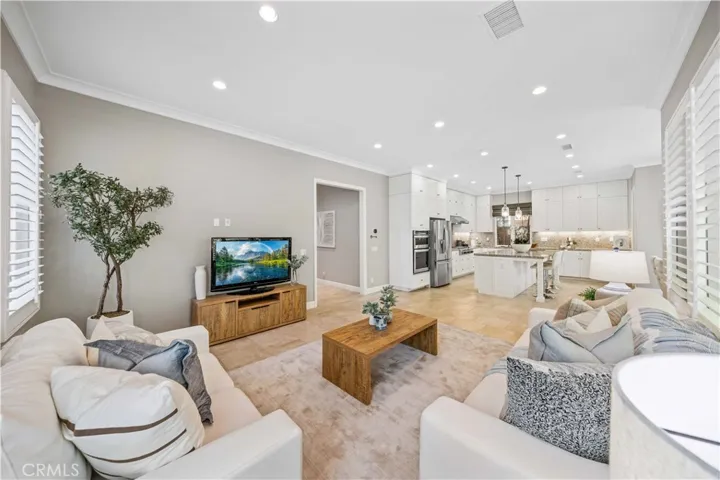 Open floor plan great room flows into kitchen & conservatory