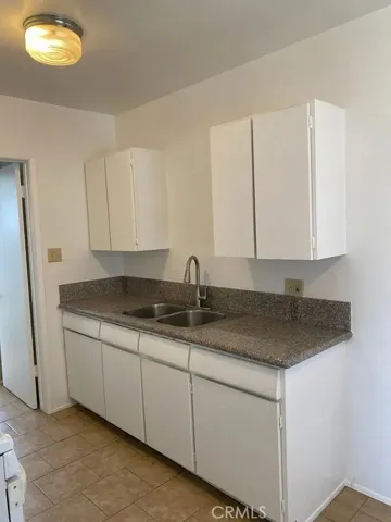 1036 Chestnut Avenue, Long Beach, California 90813