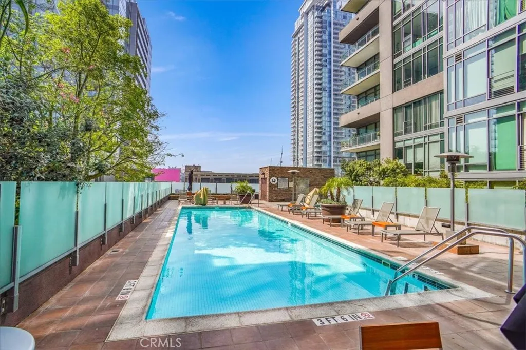 1100 S Hope Street 1507, Los Angeles, California 90015 home-pic-11