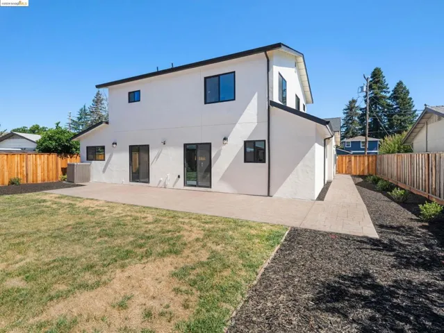 106 Lorenzo Dr, Pleasant Hill, California 94523