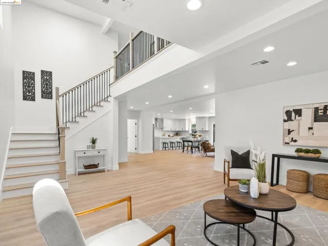 106 Lorenzo Dr, Pleasant Hill, California 94523