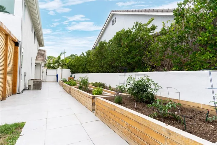 4707 Marblehead Bay Drive, Oceanside, California 92057