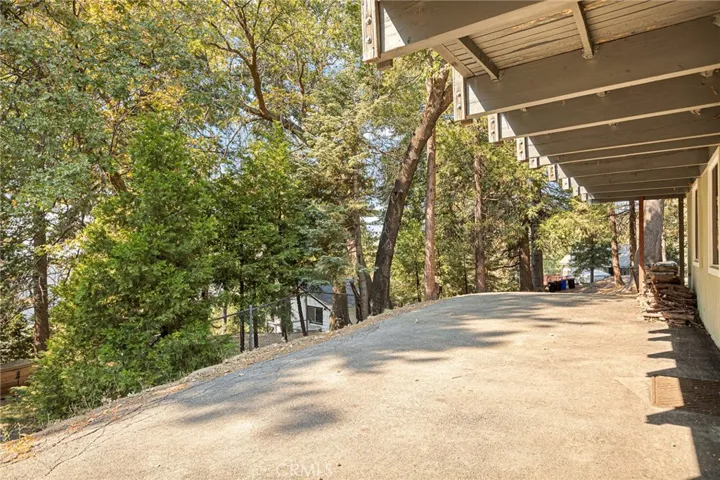 30951 Wild Oak Drive, Running Springs, California 92382