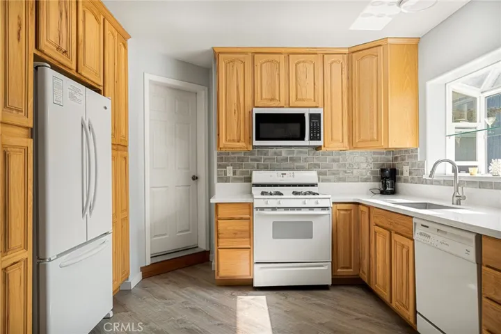 30951 Wild Oak Drive, Running Springs, California 92382