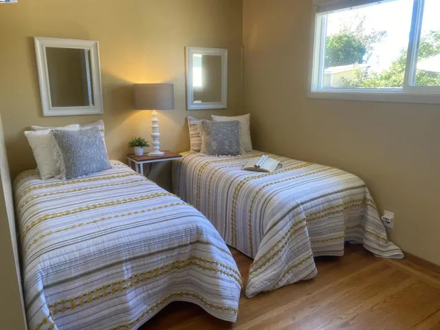 16185 Via Del Robles, San Lorenzo, California 94580