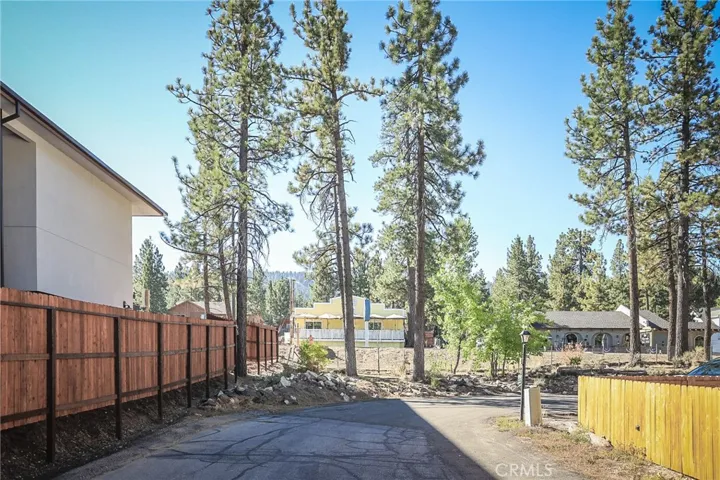 475 Thrush Drive 67, Big Bear Lake, California 92315