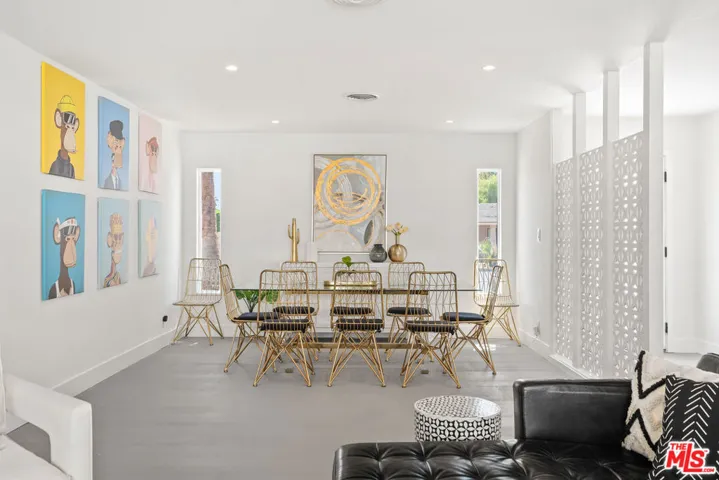 165 S Avenida Elenora, Palm Springs, California 92262