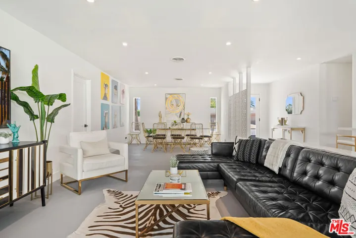 165 S Avenida Elenora, Palm Springs, California 92262