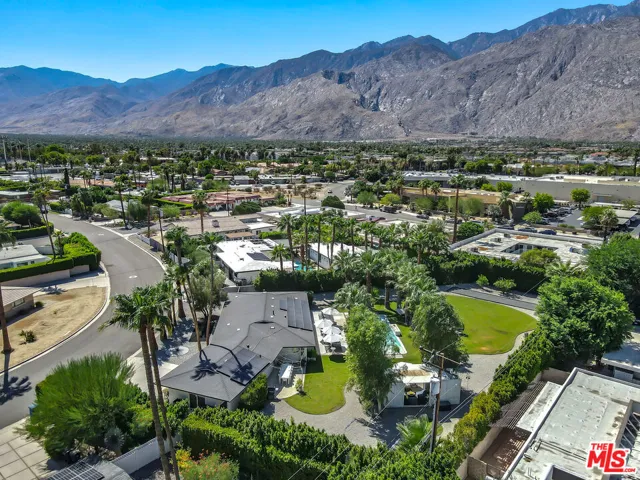 165 S Avenida Elenora, Palm Springs, California 92262