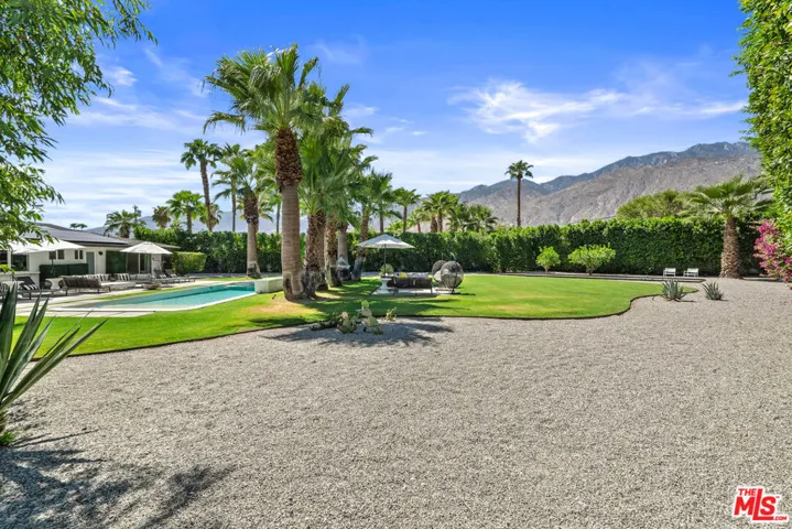 165 S Avenida Elenora, Palm Springs, California 92262