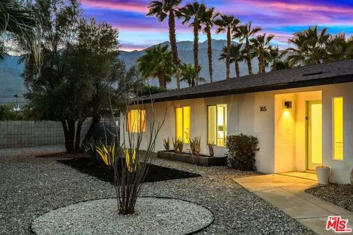 165 S Avenida Elenora, Palm Springs, California 92262