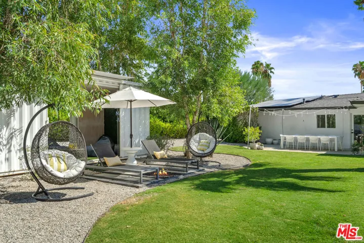 165 S Avenida Elenora, Palm Springs, California 92262