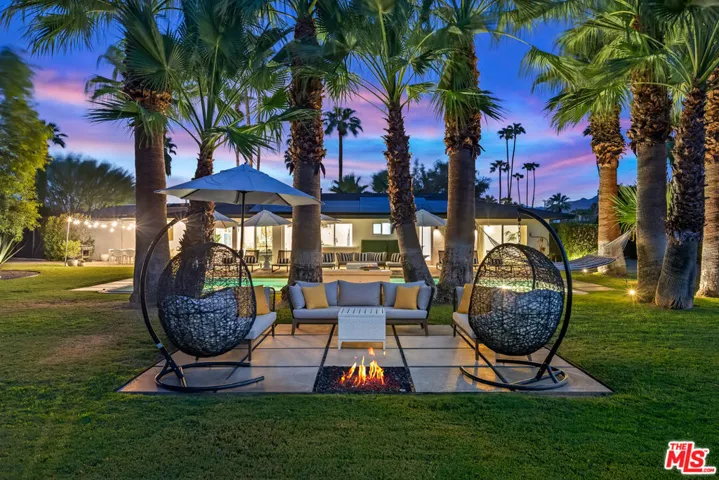 165 S Avenida Elenora, Palm Springs, California 92262